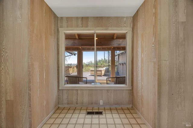 $1,599,998 | 3880 Spring Mountain Road, St. Helena, CA 94574