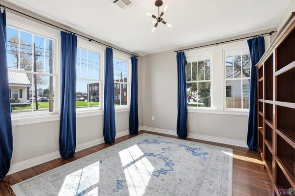 $259,900 | 1050 Jackson Street, Thibodaux, LA 70301