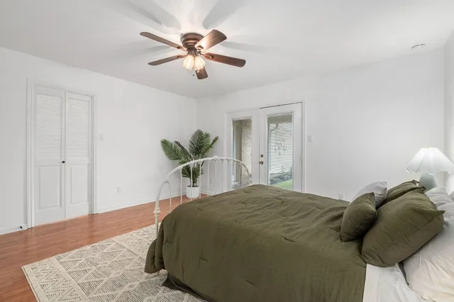 $395,000 | 11127 Pinehurst Drive, Unit E, Austin, TX 78747