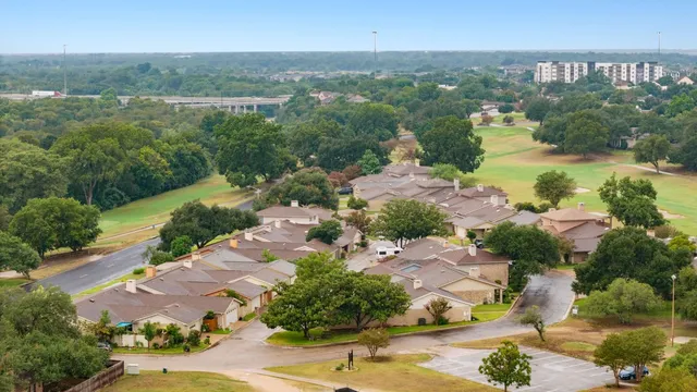 $395,000 | 11127 Pinehurst Drive, Unit E, Austin, TX 78747