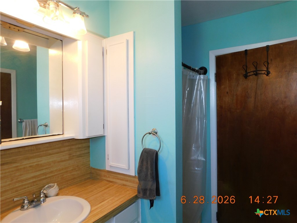 78 Port Street Port Lavaca, TX 77979 - Photo 13 of 29