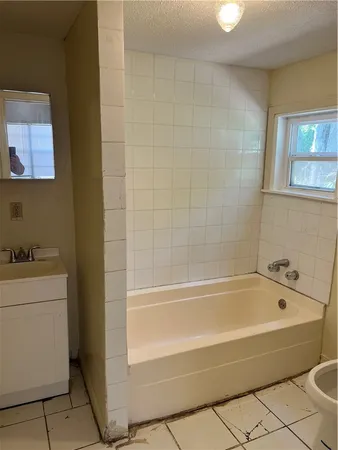$1,000 | 1801 Goodyear Avenue, Unit A, Brunswick, GA 31520