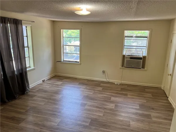 $1,000 | 1801 Goodyear Avenue, Unit A, Brunswick, GA 31520