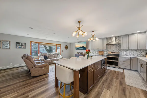 $347,900 | 255 West 7th Street, Gibbon, MN 55335