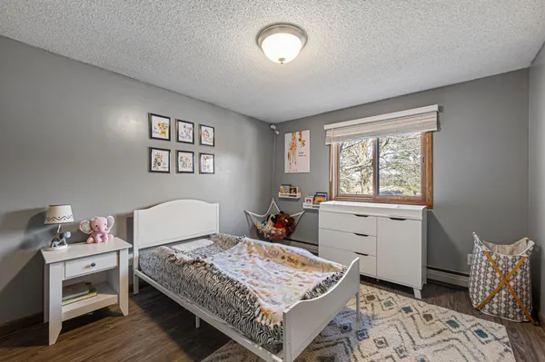 $347,900 | 255 West 7th Street, Gibbon, MN 55335