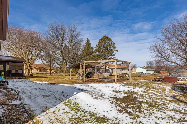 $347,900 | 255 West 7th Street, Gibbon, MN 55335