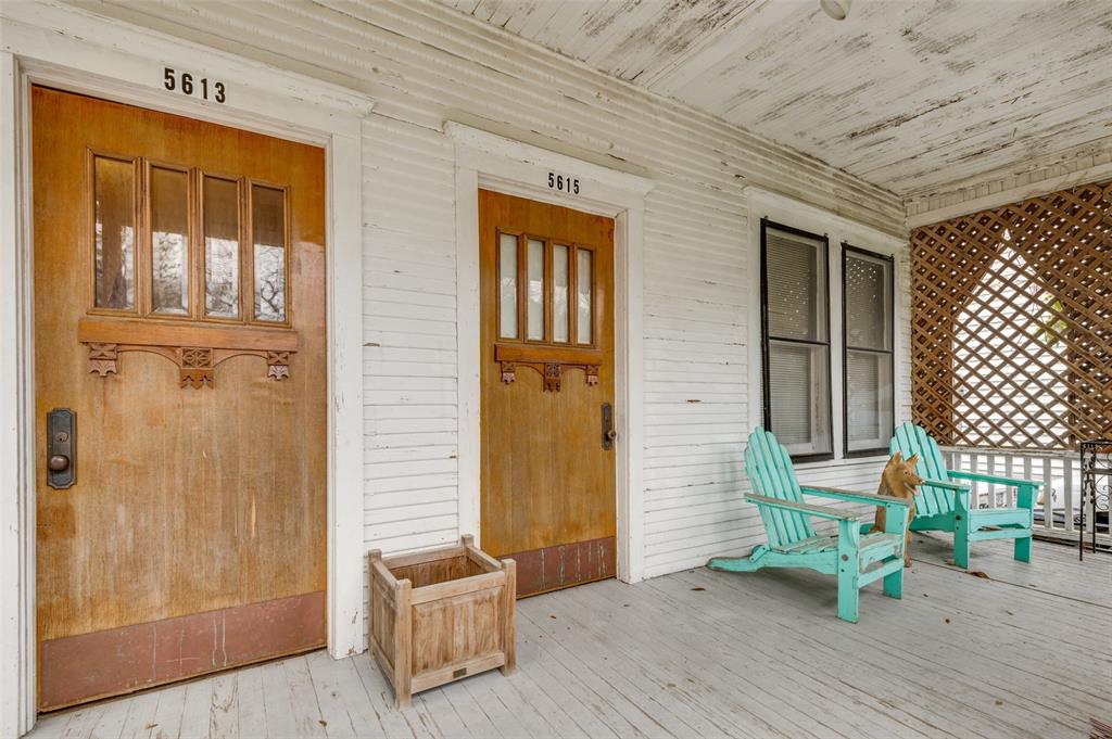 5615 Victor Street Dallas, TX 75214 - Photo 2 of 13 a view of front door of house with seating space