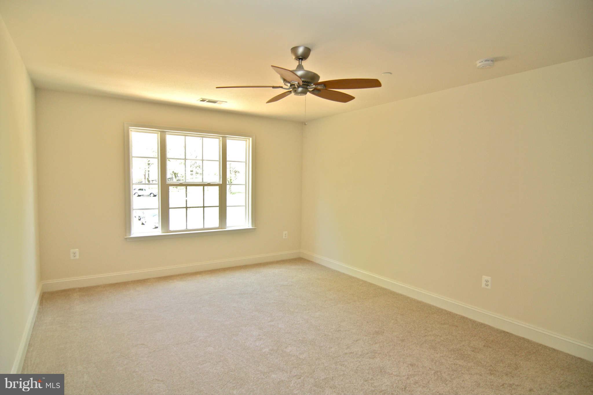 10916 Chandler Road Potomac, MD 20854 - Photo 16 of 24 Bedroom