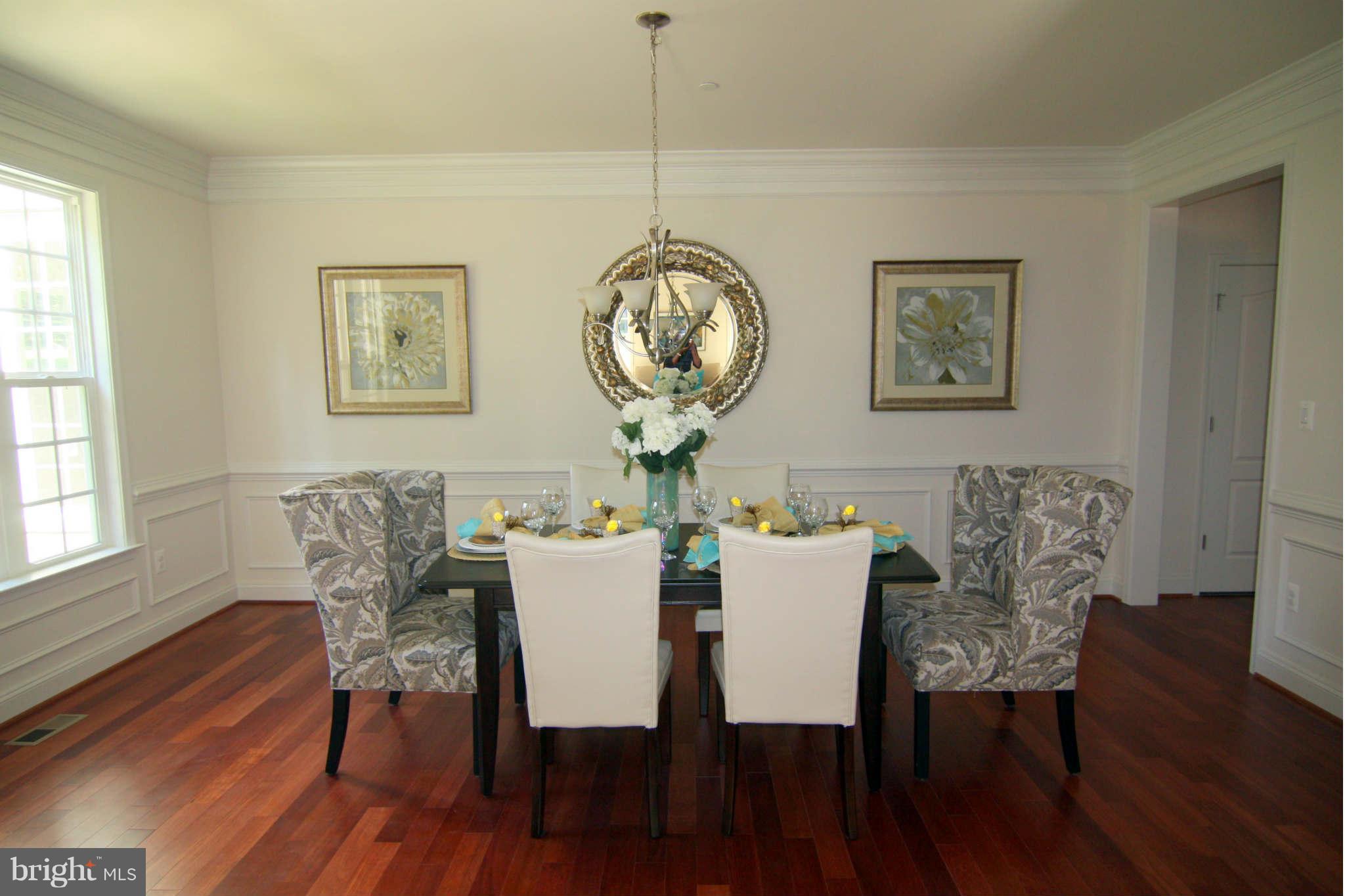 10916 Chandler Road Potomac, MD 20854 - Photo 5 of 24 Dining Room