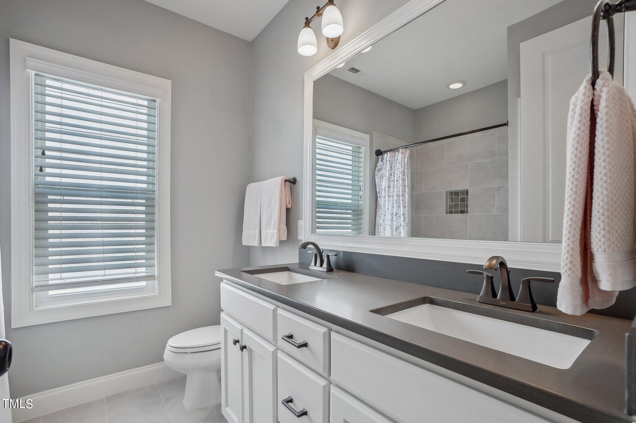 103 Pineland Circle Raleigh, NC 27606 - Photo 28 of 62 Pineland Cir-029