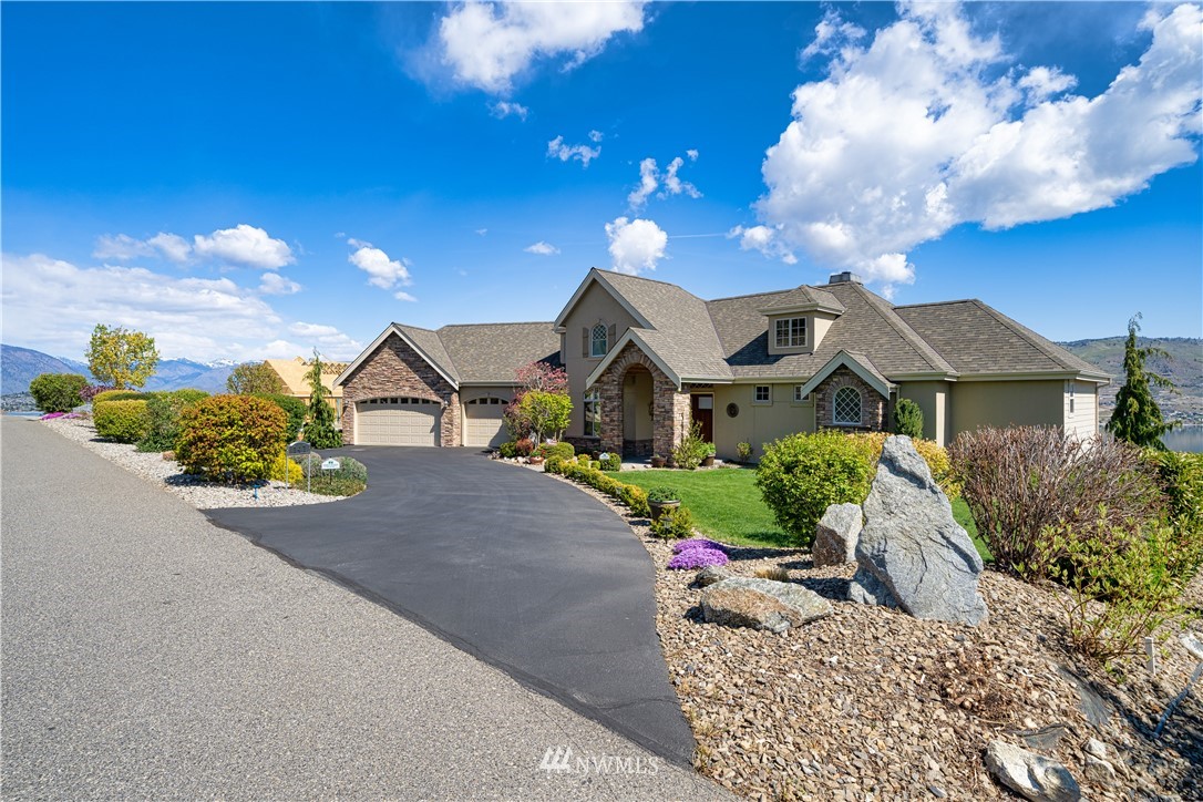 147 Clos Chevalle Road Chelan, WA 98816 - Photo 1 of 24 Gallery Image 1