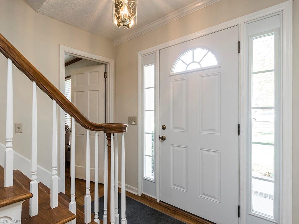 4521 Tower Road Greensboro, NC 27410 - Photo 3 of 28 Foyer