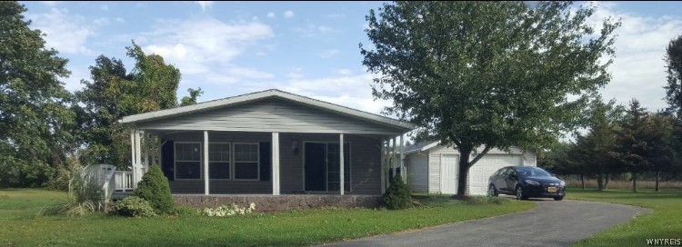 1407 Breeze Way Appleton, NY 14008 - Photo 1 of 1