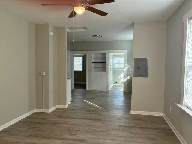 $1,050 | 3013 Edmond Street, St. Joseph, MO 64501