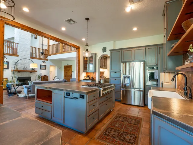 $5,000 | 10731 Cassia Drive, Austin, TX 78759