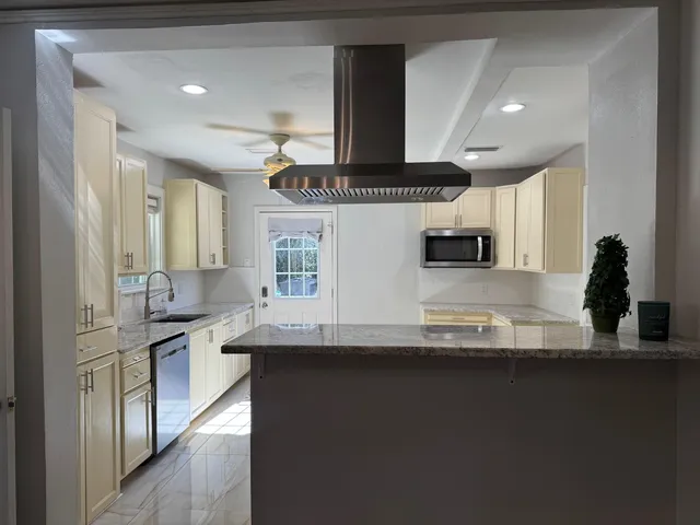 $420,000 | 2015 East Forest Drive, Tallahassee, FL 32303