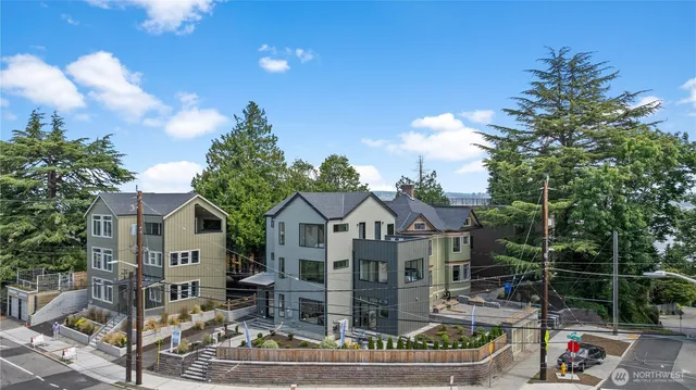 $1,874,995 | 1136 31st Avenue South, Seattle, WA 98144