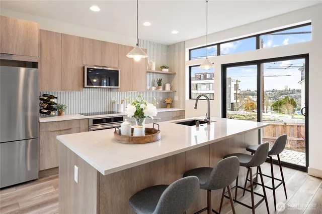 $1,874,995 | 1136 31st Avenue South, Seattle, WA 98144