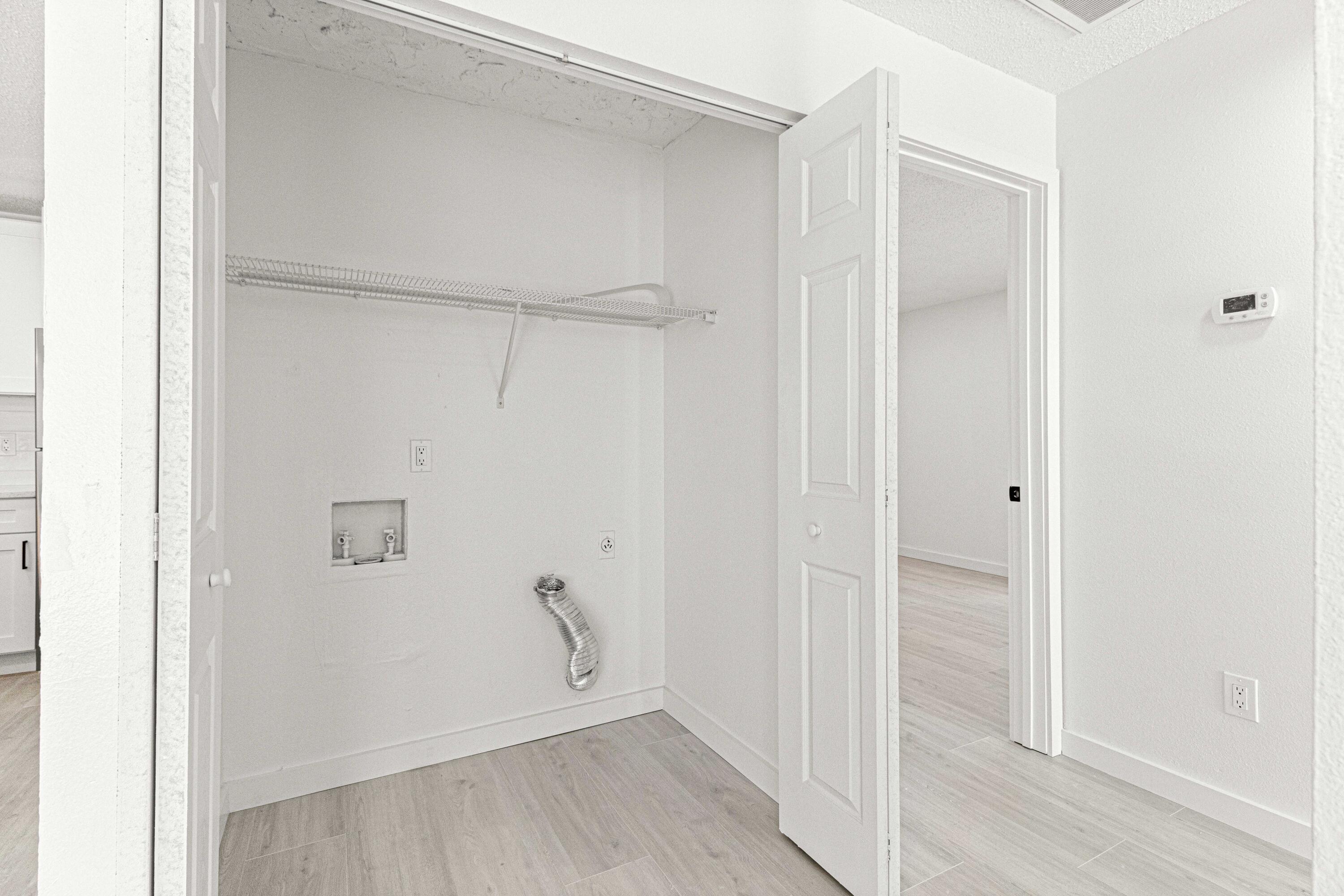 5320 Southeast 28th Lane Ocala, FL 34480 - Photo 11 of 21 a view of an empty room