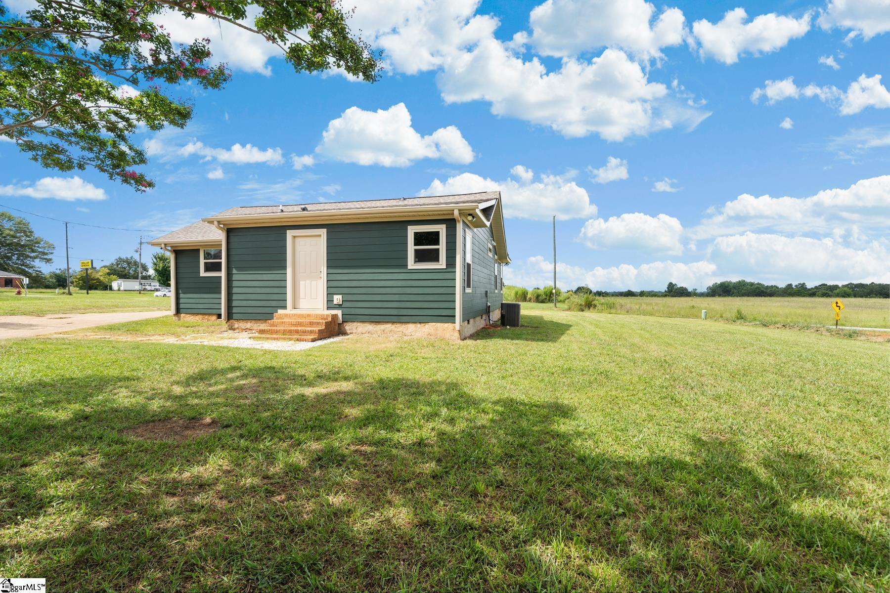 4 State Rd S-42-2031 Lyman, SC 29365 - Photo 5 of 29 Gallery Image 5