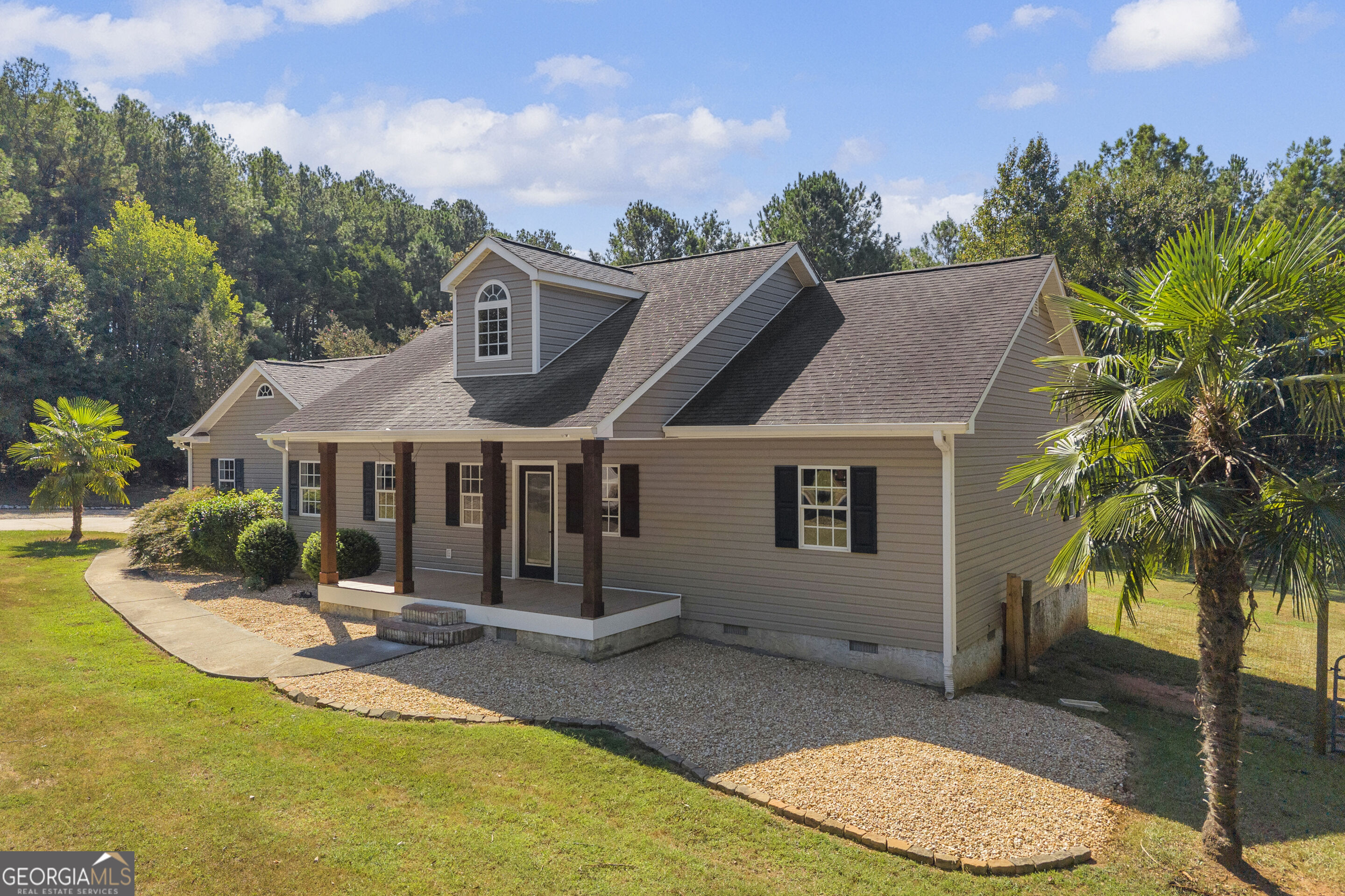 583 Sarijon Road Hartwell, GA 30643 - Photo 2 of 37 Gallery Image 2