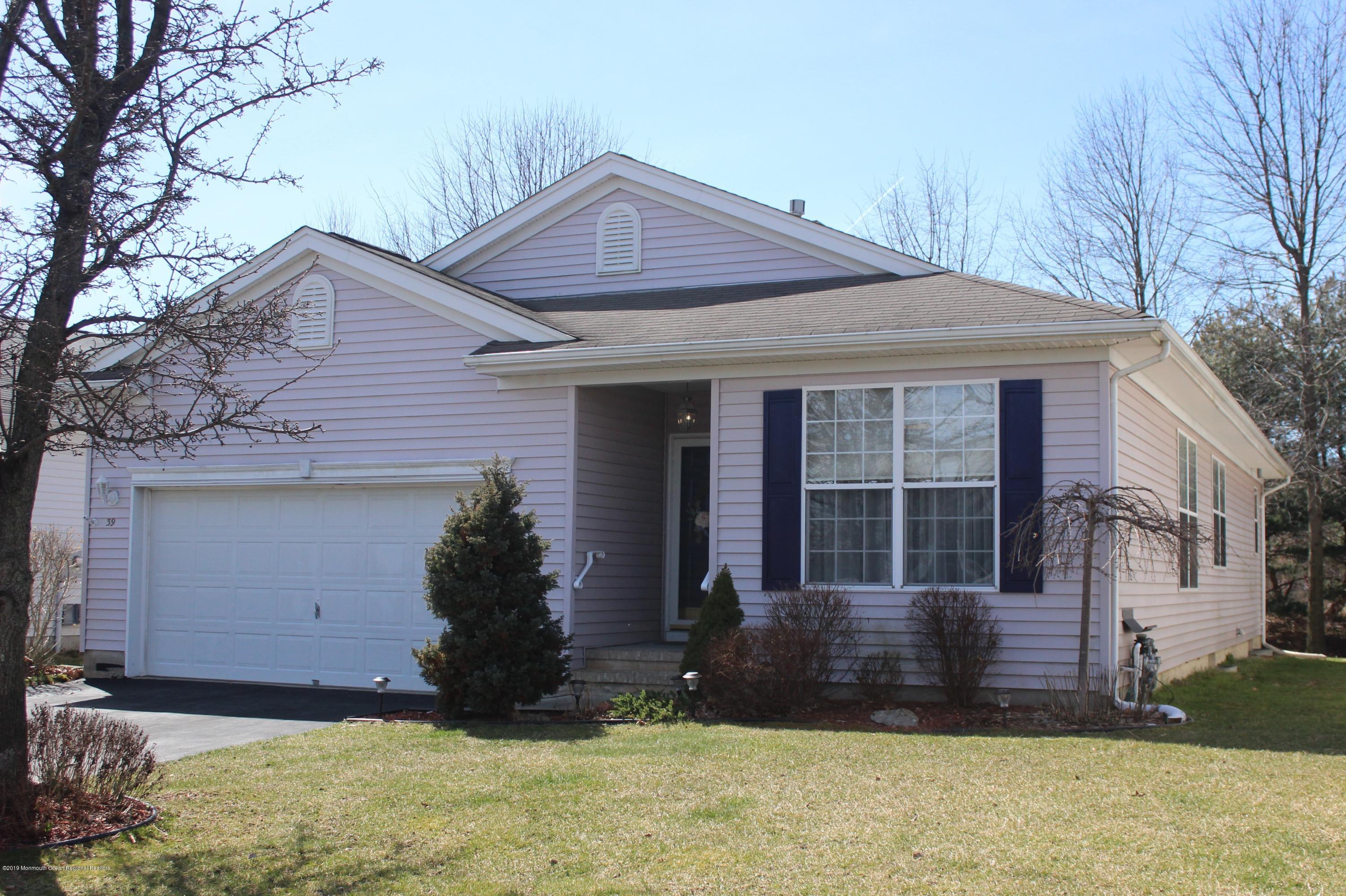 39 Wordsworth Road Brick, NJ 08724 - Photo 1 of 15 front