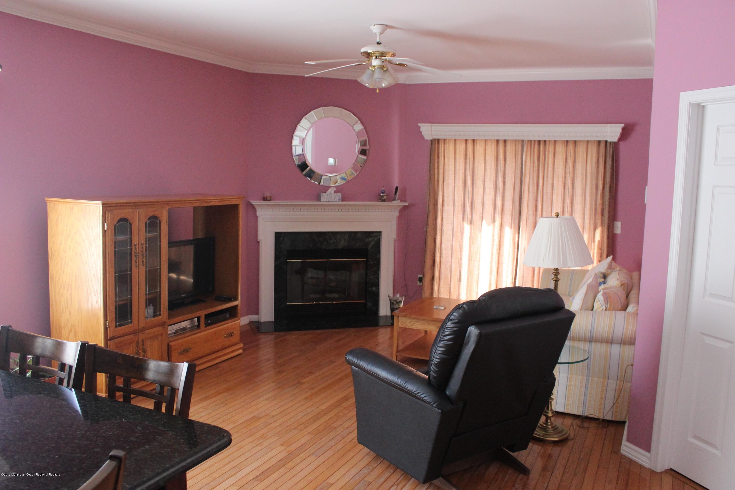 39 Wordsworth Road Brick, NJ 08724 - Photo 4 of 15 LR