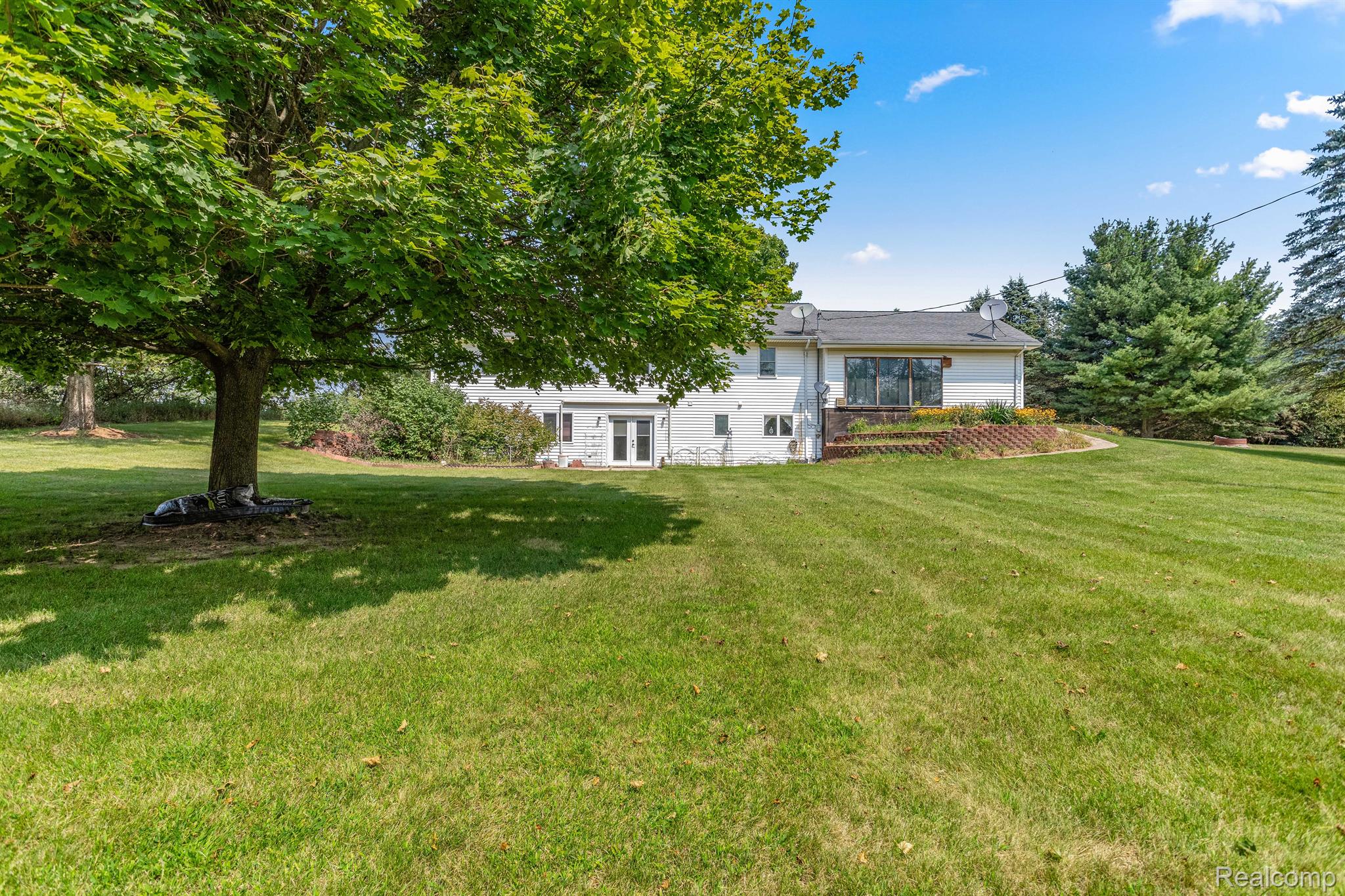 12735 Burmeister Road Manchester, MI 48158 - Photo 30 of 38 Gallery Image 30