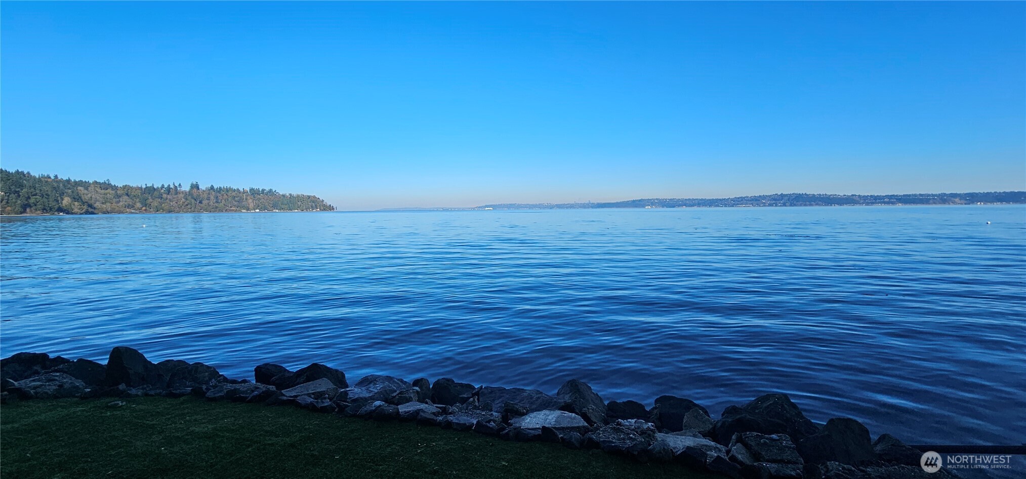 14024 Glen Acres Road Southwest Vashon, WA 98070 - Photo 32 of 40 a view of an ocean from a floor