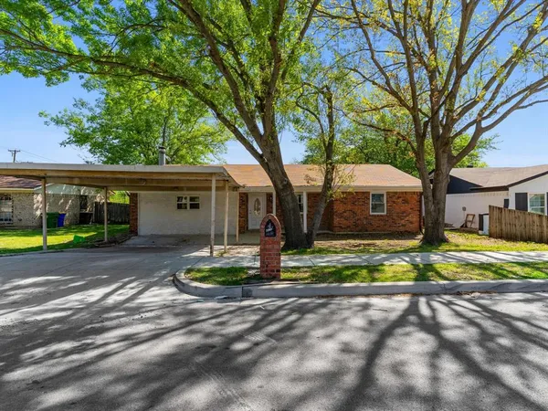 $285,000 | 6620 Bernadine Street, Watauga, TX 76148