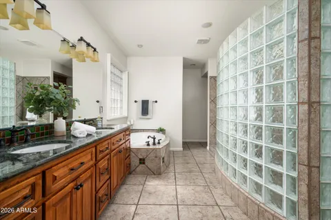 $1,639,500 | 3449 East Lions Street, Phoenix, AZ 85018
