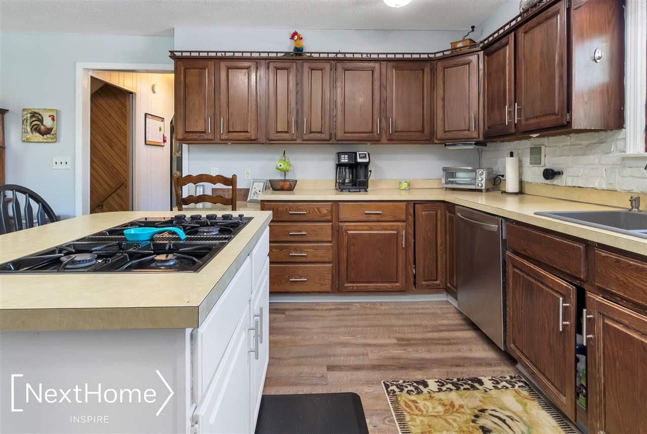 7306 West Stanley Road Flushing, MI 48433 - Photo 20 of 52 50044059-19.JPG