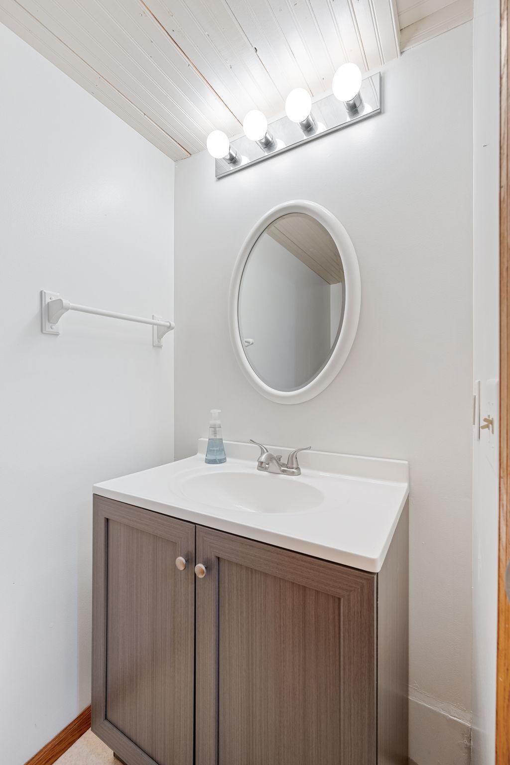 13400 295th Street Lindstrom, MN 55045 - Photo 35 of 54