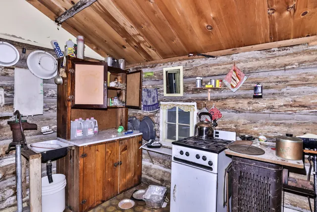 $159,000 | 7006 West Rapids Road, Lake Tomahawk, WI 54539