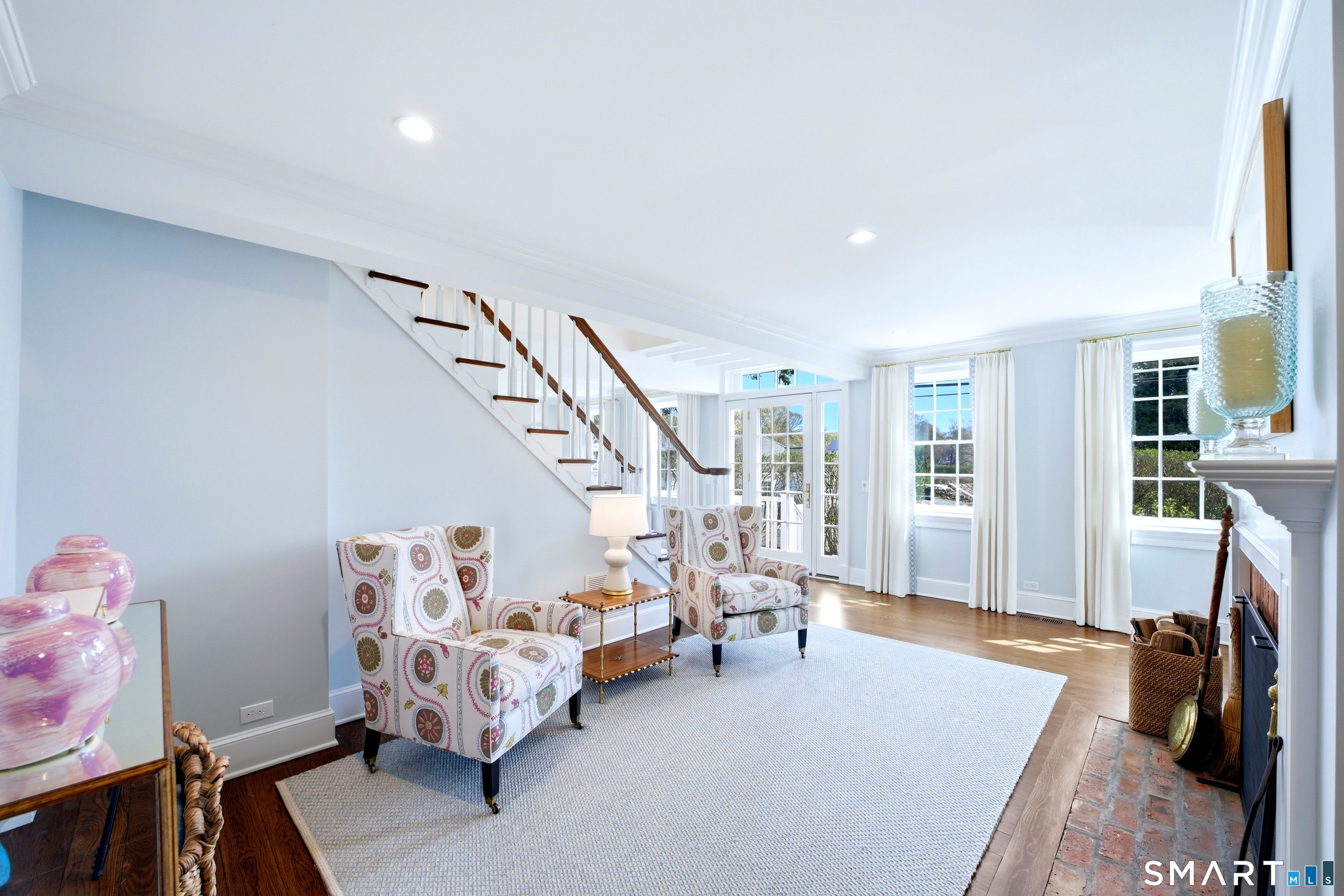 64 5 Mile River Road Darien, CT 06820 - Photo 10 of 40