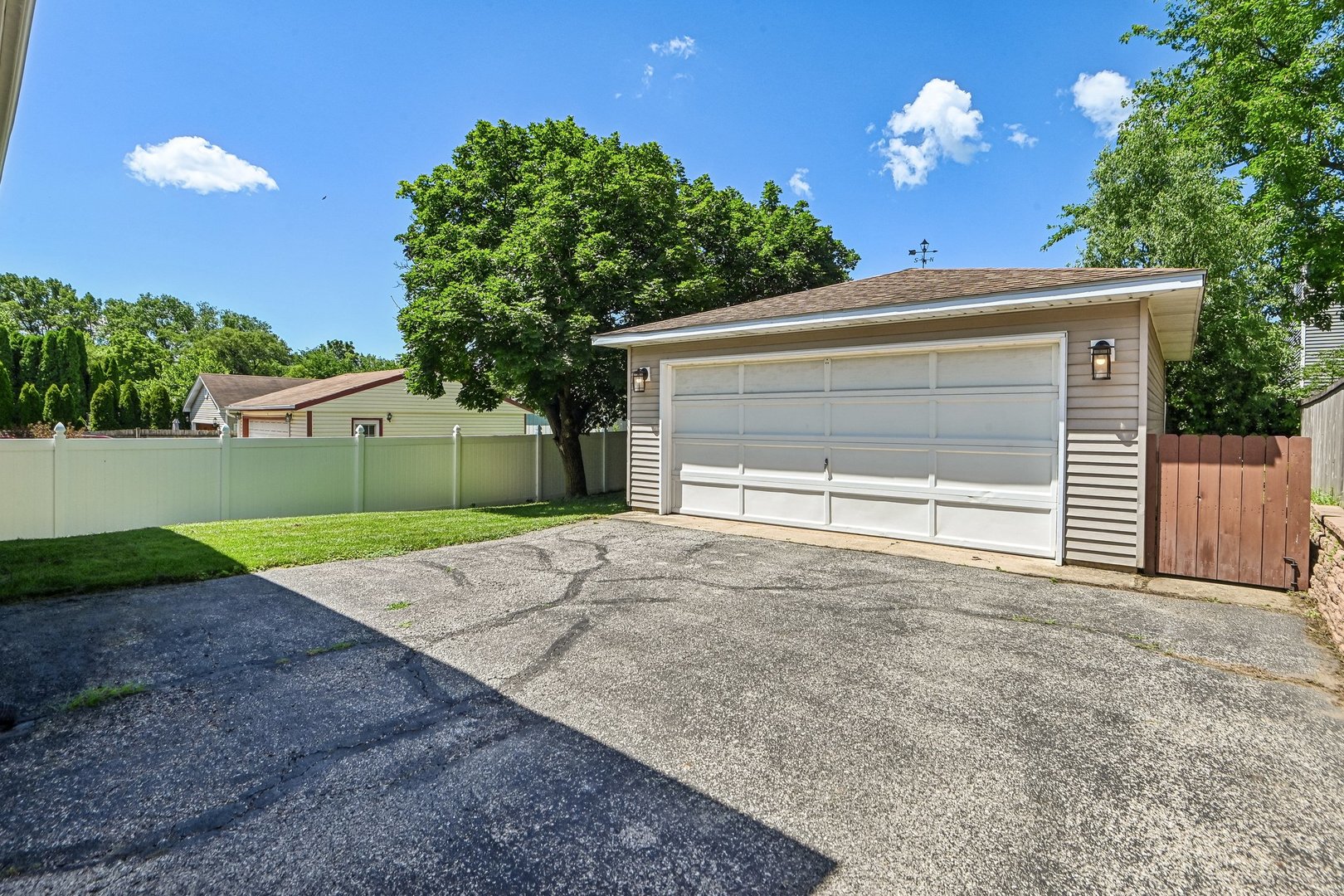 S034 Calvin Court Wheaton, IL 60187 - Photo 29 of 32