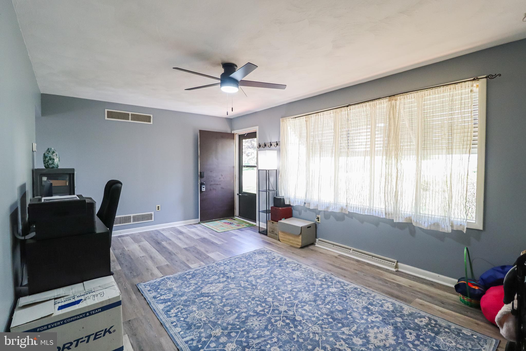 605 Norman Road York, PA 17406 - Photo 6 of 42