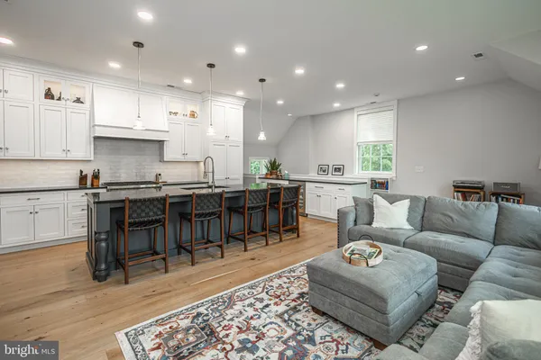 $3,495,000 | 2101 Street Road, New Hope, PA 18938