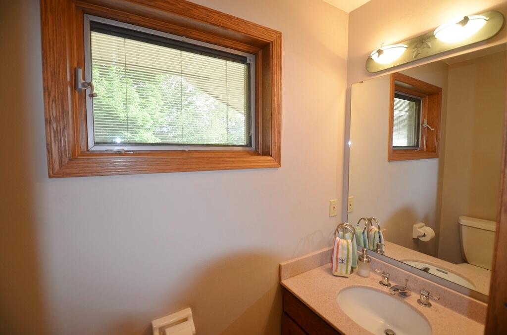 1670 Turtle Mound Lane Whitewater, WI 53190 - Photo 31 of 59 Half Bath