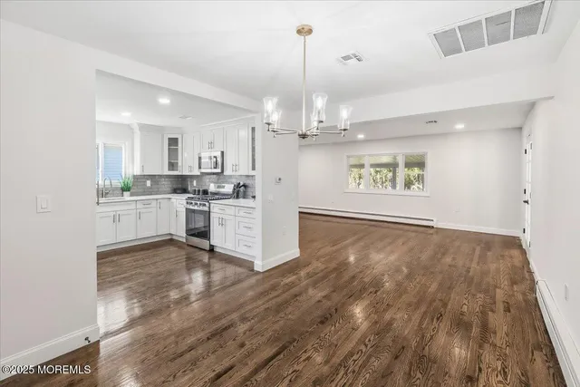 $440,000 | 52 Santiago Court, Toms River, NJ 08757