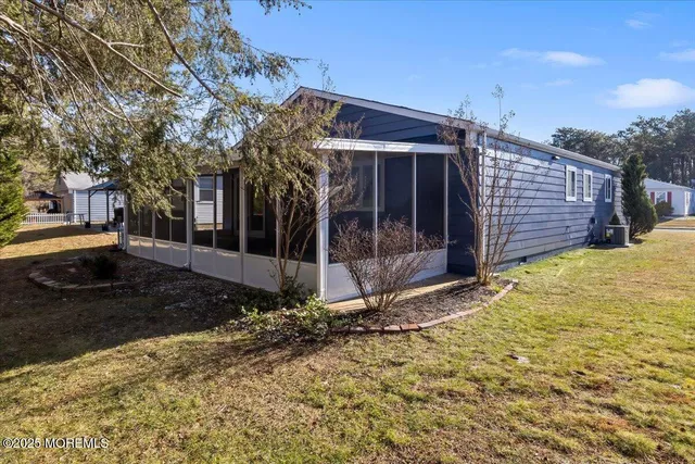 $440,000 | 52 Santiago Court, Toms River, NJ 08757