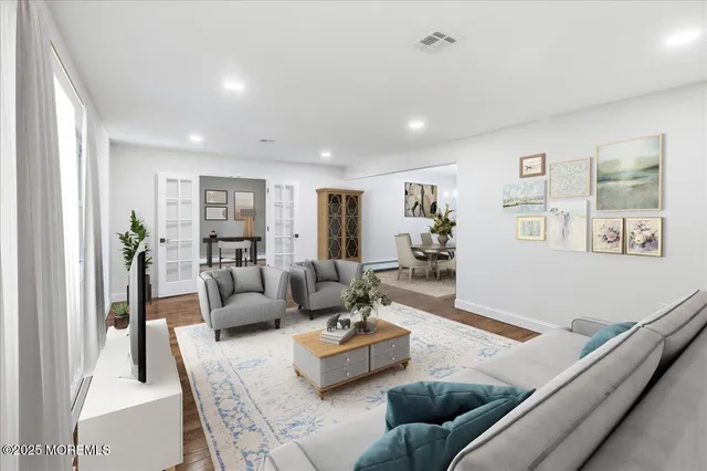 $440,000 | 52 Santiago Court, Toms River, NJ 08757