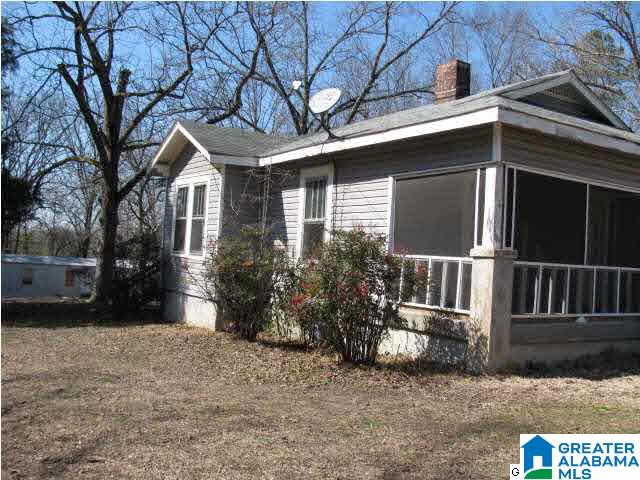 4704 Saks Road Anniston, AL 36206 - Photo 2 of 9