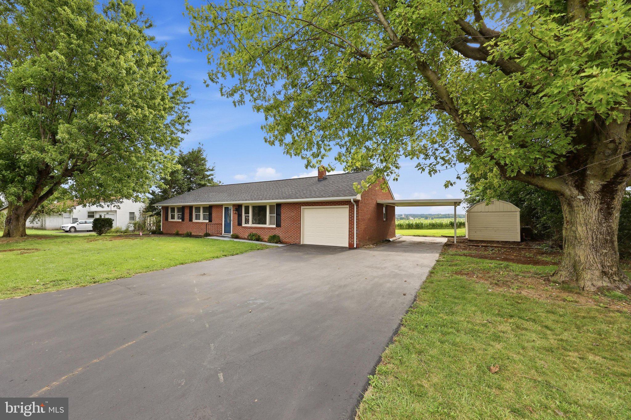 13819 Broadfording Church Road Hagerstown, MD 21740 - Photo 1 of 39 WELCOME HOME!