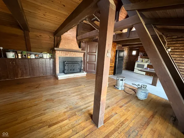 $180,000 | 6155 Private Road 1125, Poland, IN 47868