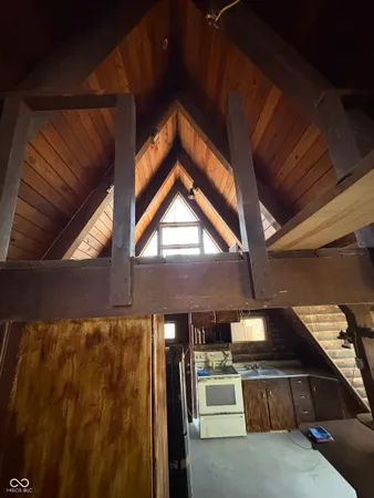 $180,000 | 6155 Private Road 1125, Poland, IN 47868