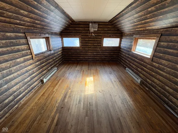 $180,000 | 6155 Private Road 1125, Poland, IN 47868