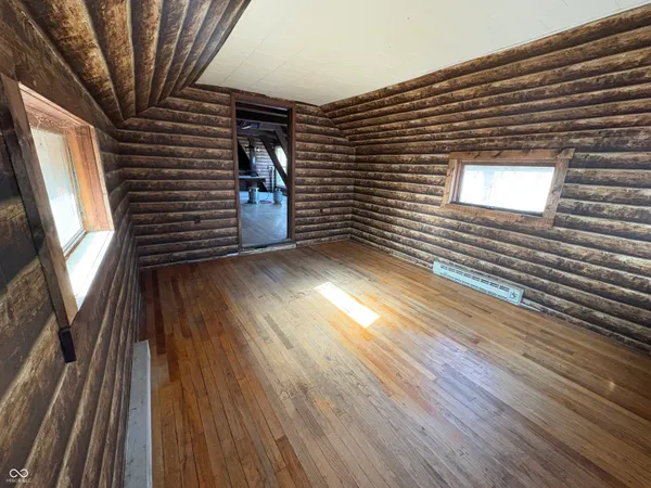 $180,000 | 6155 Private Road 1125, Poland, IN 47868