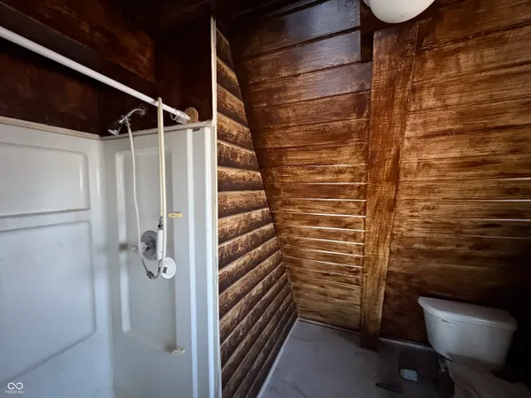 $180,000 | 6155 Private Road 1125, Poland, IN 47868