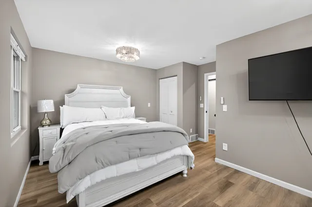 $384,900 | 205 Ann Street, Fox Lake, WI 53933